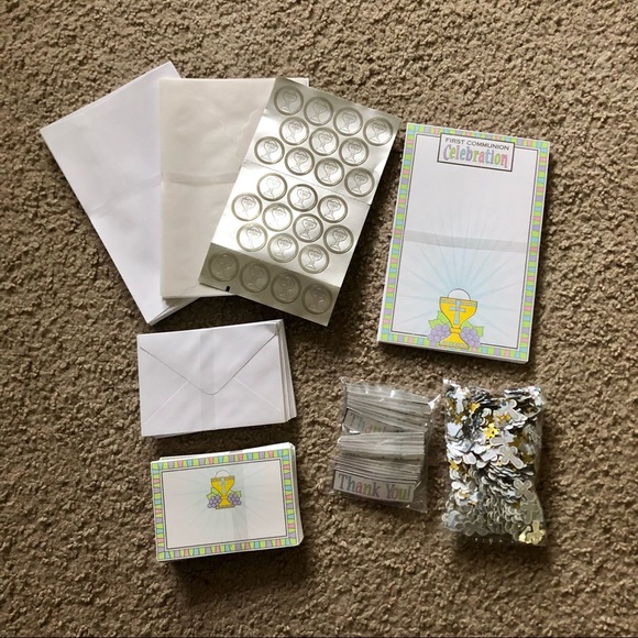 First Communion Invitation & Thank You Set NWOT - Picture 1 of 6